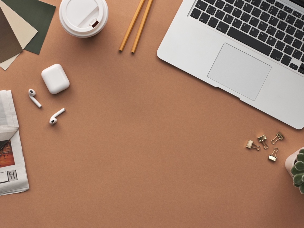 pexels-fauxels-3184464